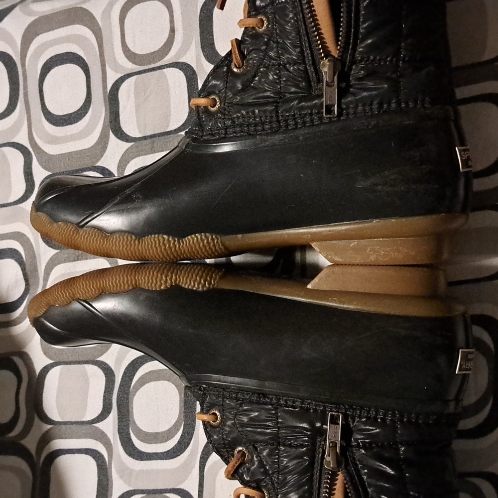 Boots - Picture 3 of 4